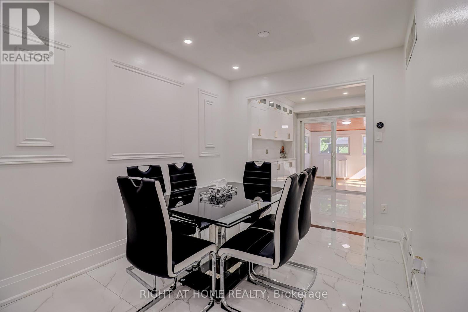 63 Cog Hill Drive, Vaughan (Glen Shields), Ontario L4K 1M6 - Photo 8 - N12312211