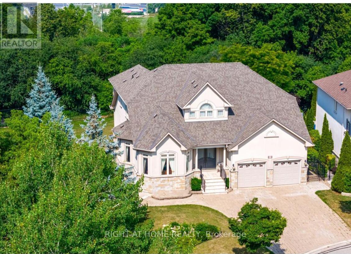 Property at 32 ROSA COURT image 2