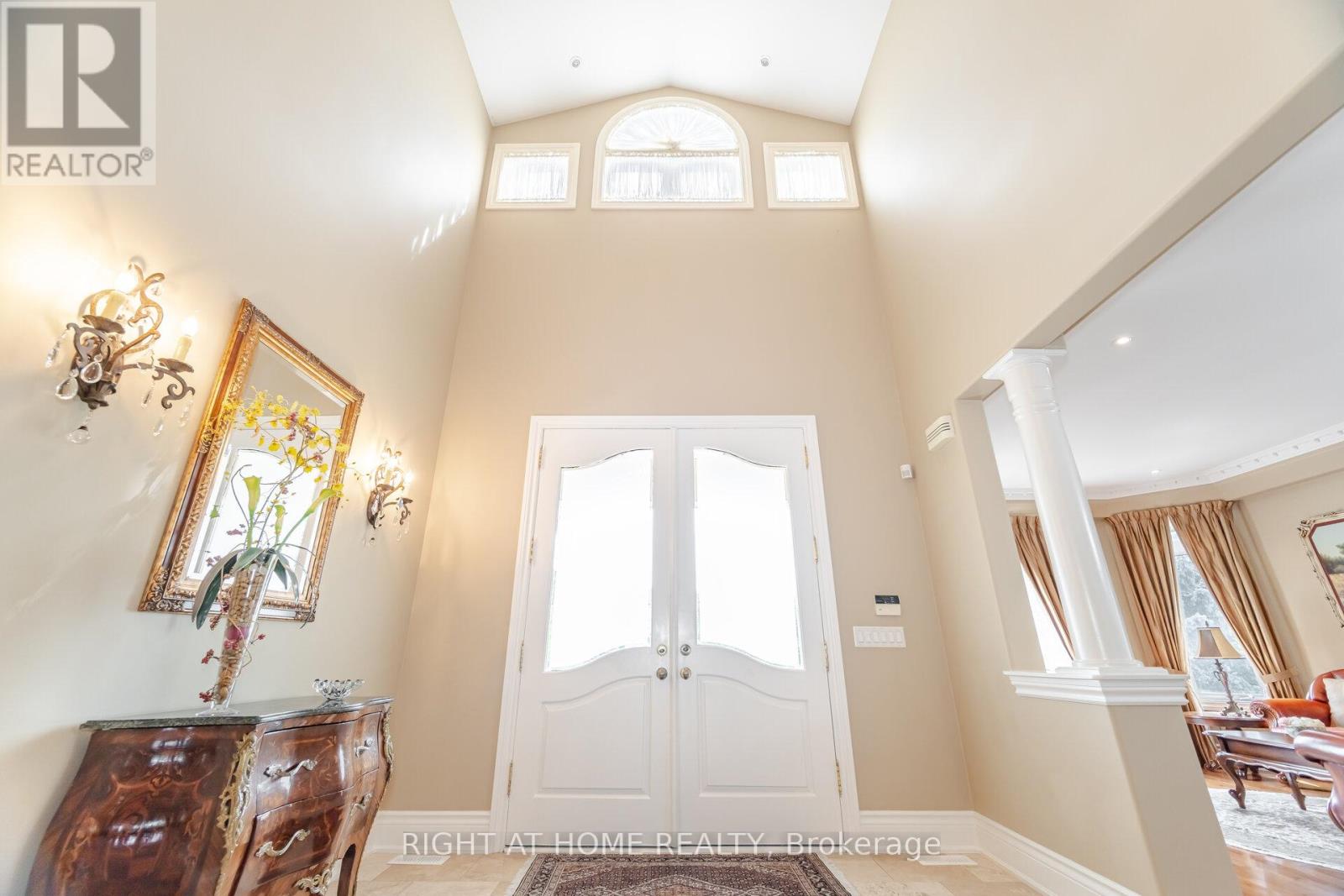 Property at 32 ROSA COURT image 5