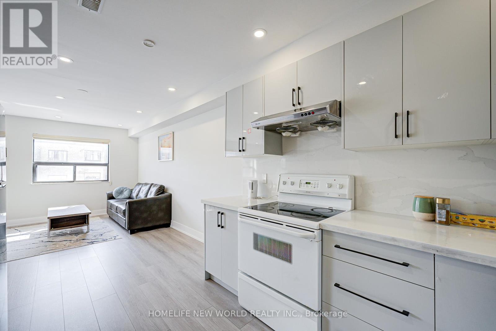 B - 133 Jefferson Avenue, Toronto, Ontario  M6K 3E4 - Photo 23 - W12312201