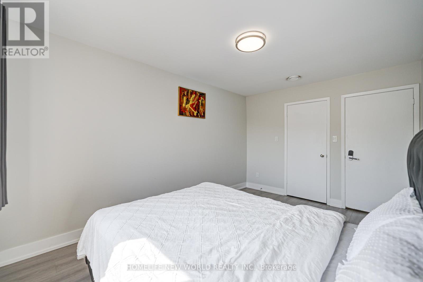 B - 133 Jefferson Avenue, Toronto, Ontario  M6K 3E4 - Photo 35 - W12312201