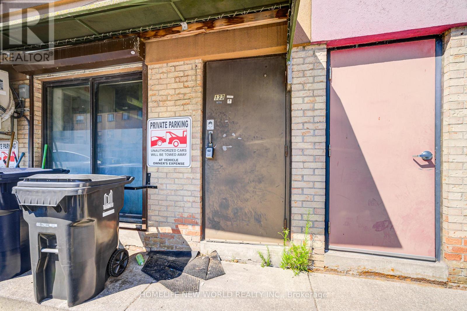B - 133 Jefferson Avenue, Toronto, Ontario  M6K 3E4 - Photo 46 - W12312201