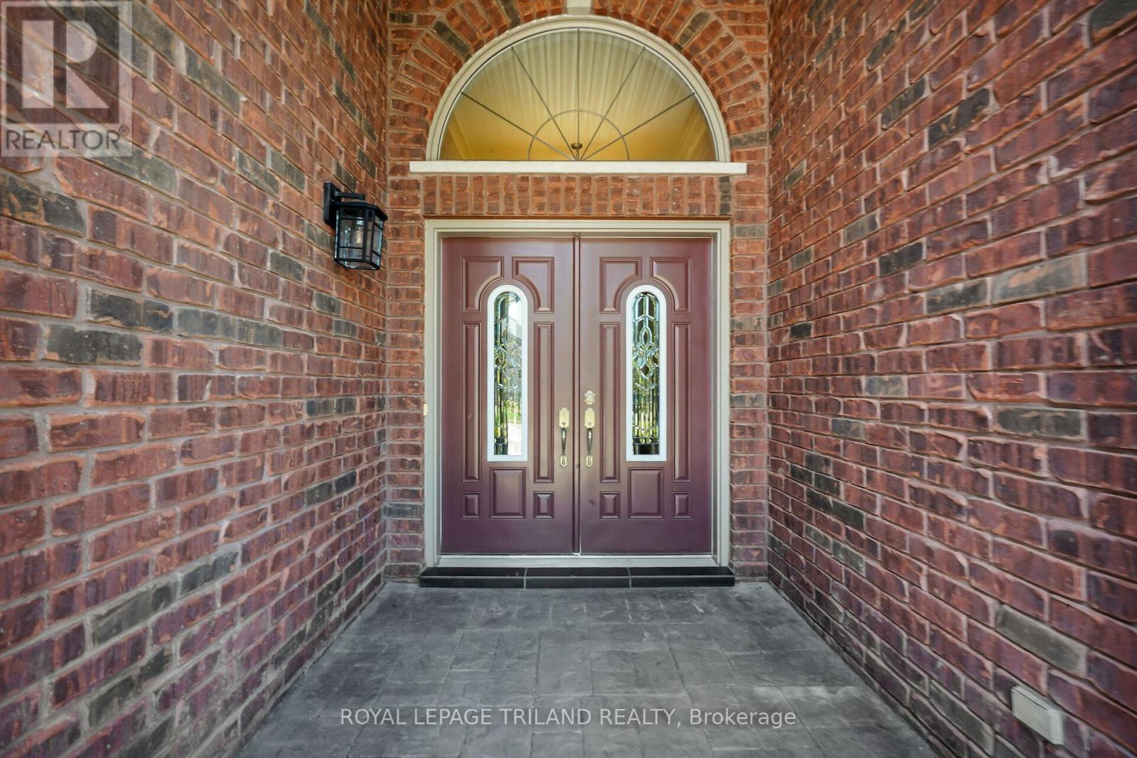 Property at 3401 PIONEER PARKWAY image 4