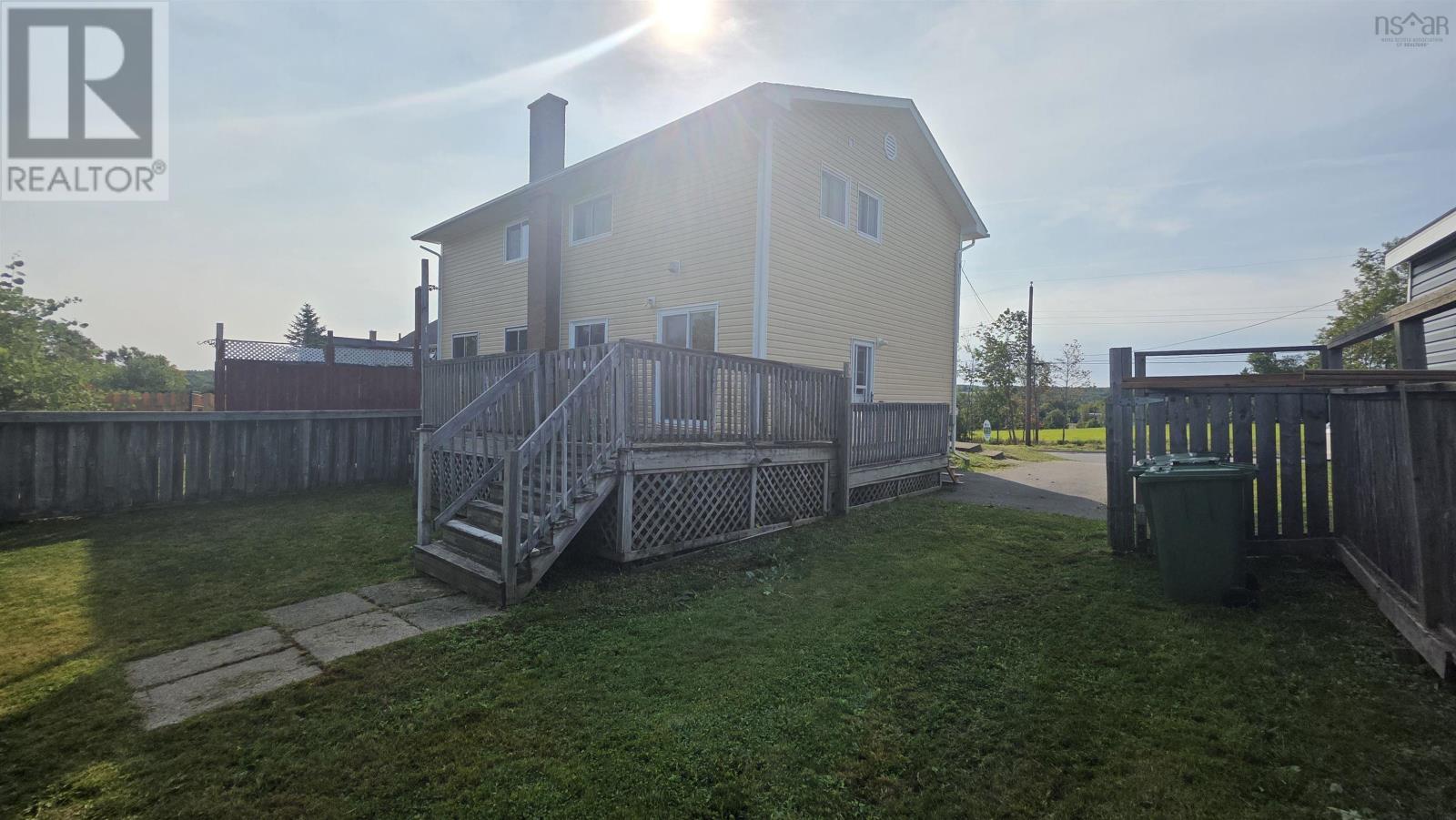 28 Weir Avenue, Stellarton, Nova Scotia  B0K 1S0 - Photo 10 - 202509187
