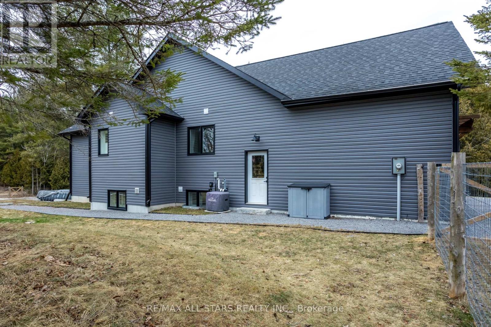 552 County Road 40, Douro-Dummer, Ontario  K0L 2V0 - Photo 45 - X12312291