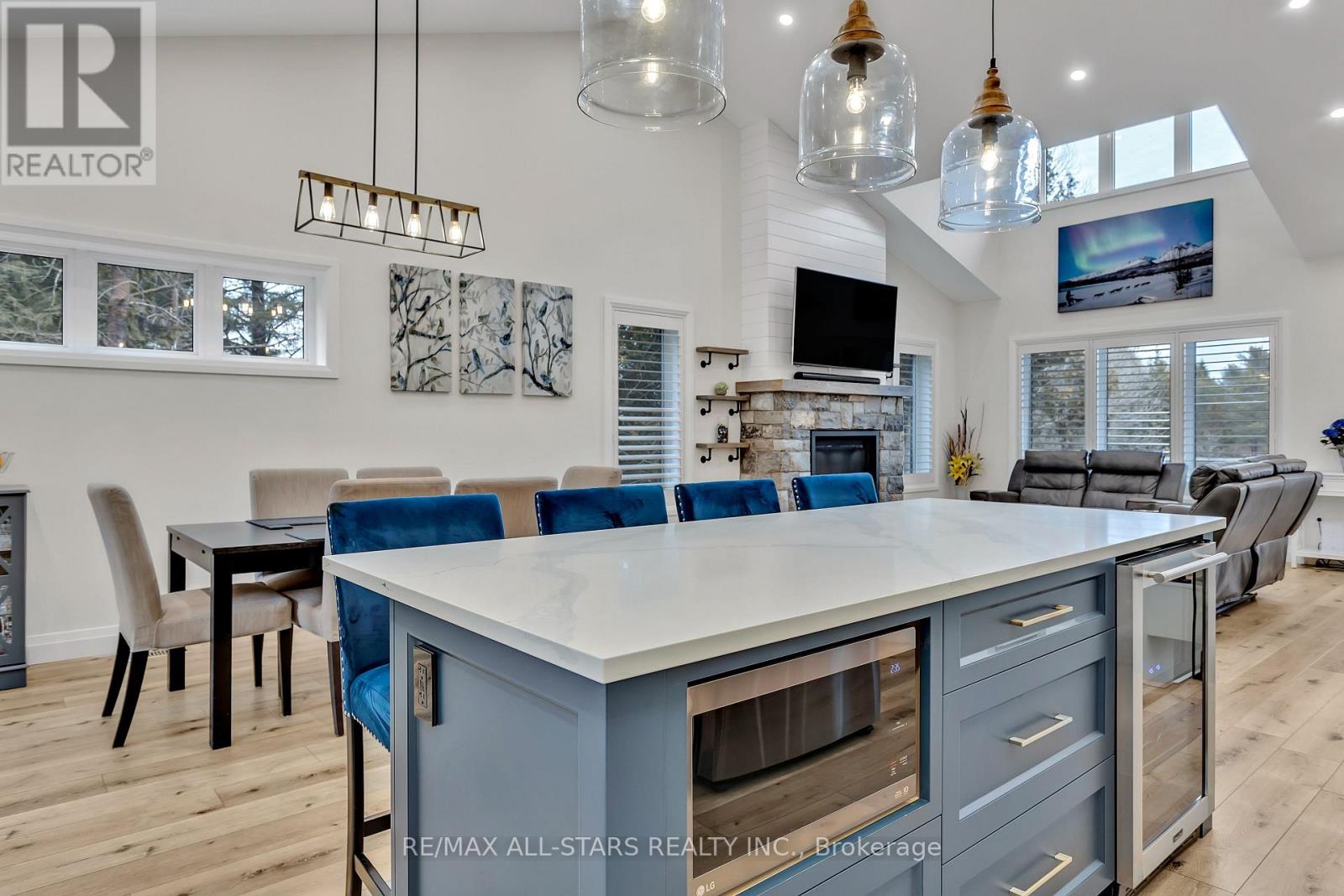 552 County Road 40, Douro-Dummer, Ontario  K0L 2V0 - Photo 8 - X12312291