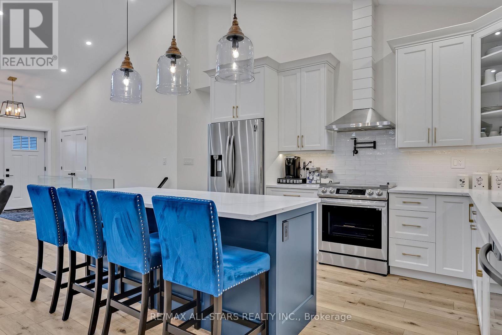 552 County Road 40, Douro-Dummer, Ontario  K0L 2V0 - Photo 9 - X12312291