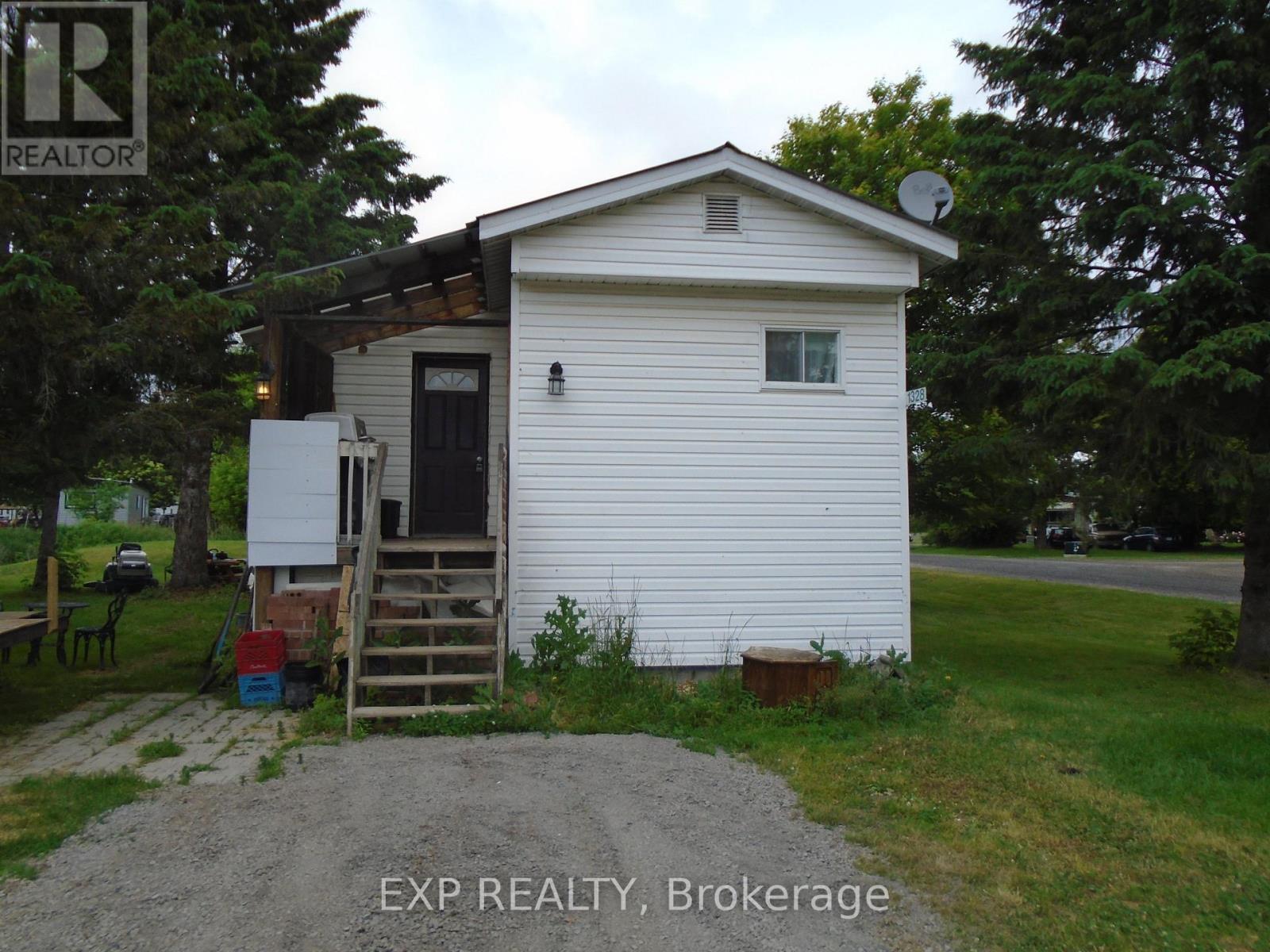 1328 Sunflower Private, Ottawa, Ontario  K0A 1V0 - Photo 2 - X12312280