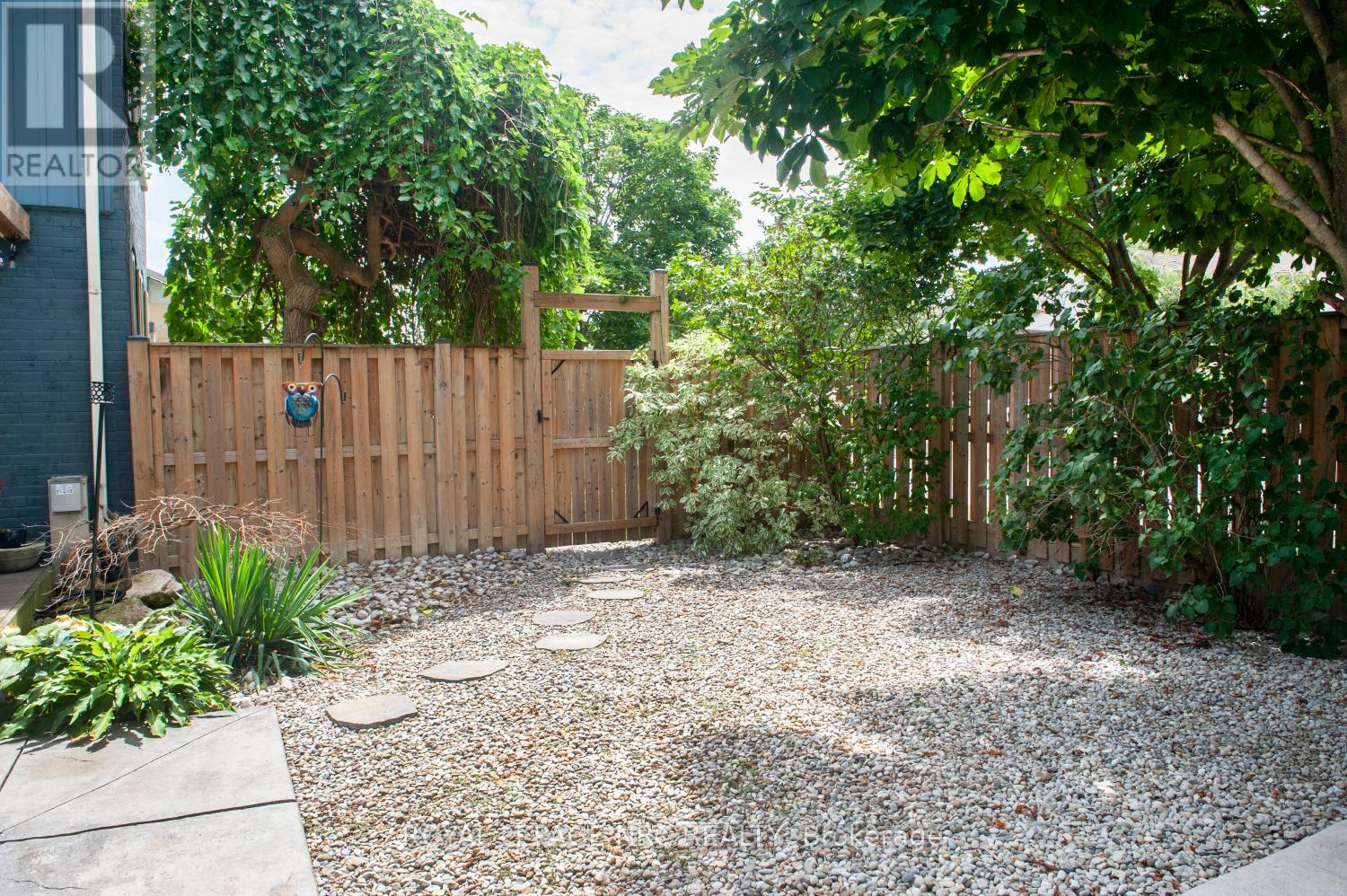 22 Senator Drive, St. Catharines, Ontario  L2S 3T3 - Photo 18 - X12312282