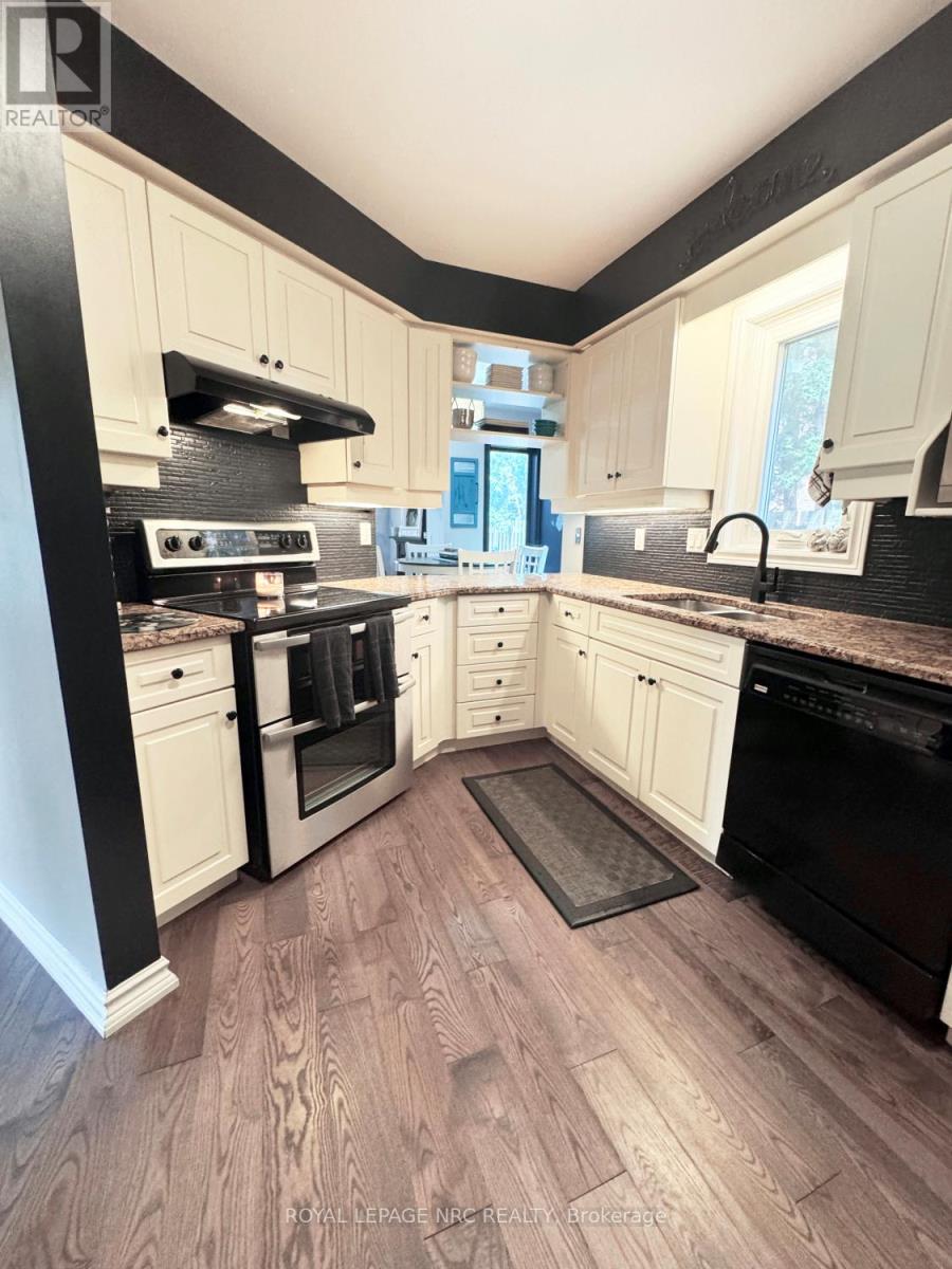 22 Senator Drive, St. Catharines, Ontario  L2S 3T3 - Photo 23 - X12312282