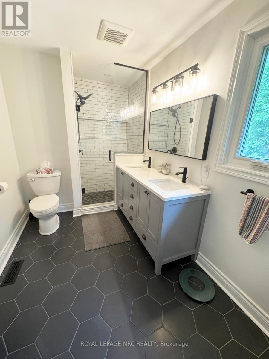 22 Senator Drive, St. Catharines, Ontario  L2S 3T3 - Photo 38 - X12312282