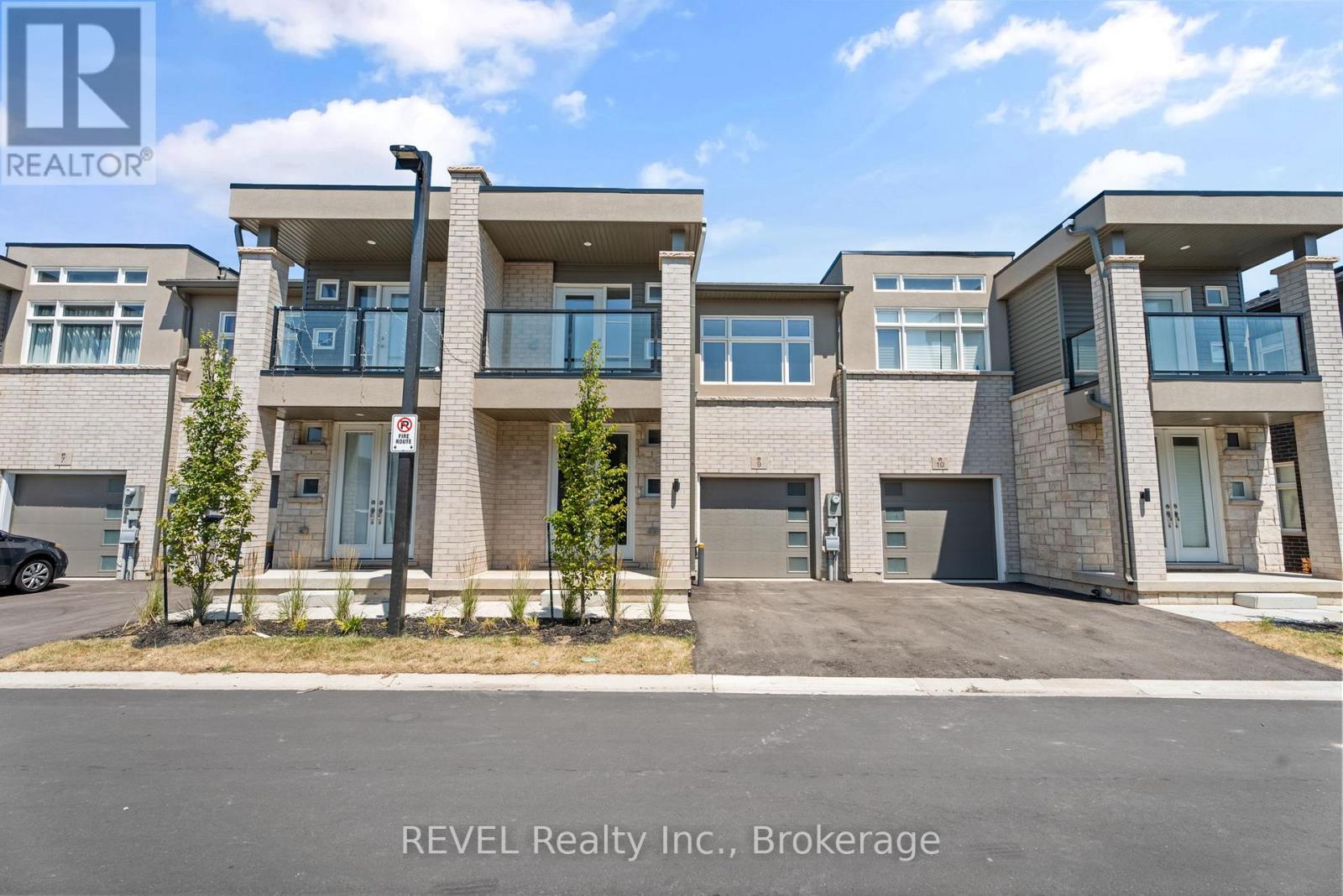 9 - 5672 DORCHESTER ROAD, Niagara Falls, Ontario