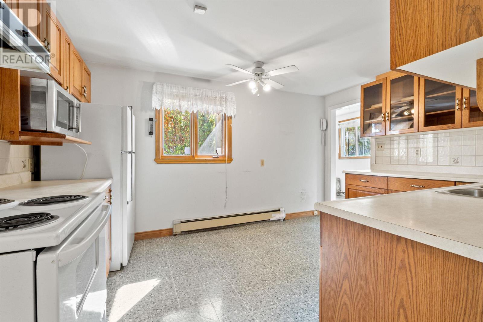 82 Rufus Avenue, Halifax, Nova Scotia  B3N 2L9 - Photo 6 - 202518983