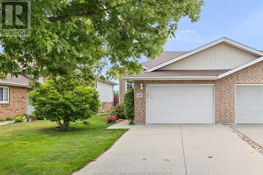 Property at 184 BENNIE AVENUE image 3