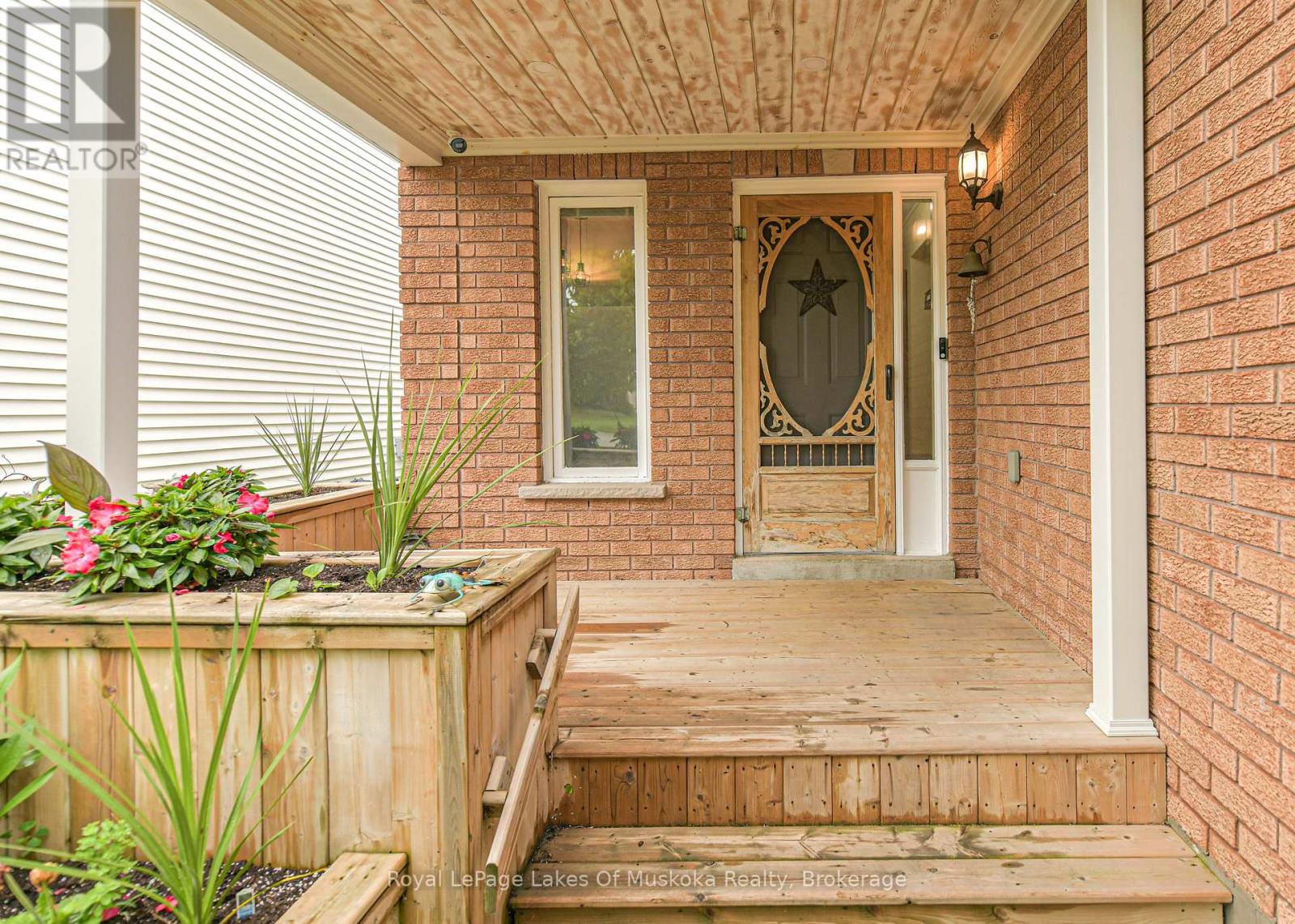 41 Penton Drive, Barrie, Ontario  L4N 7A3 - Photo 13 - S12221976