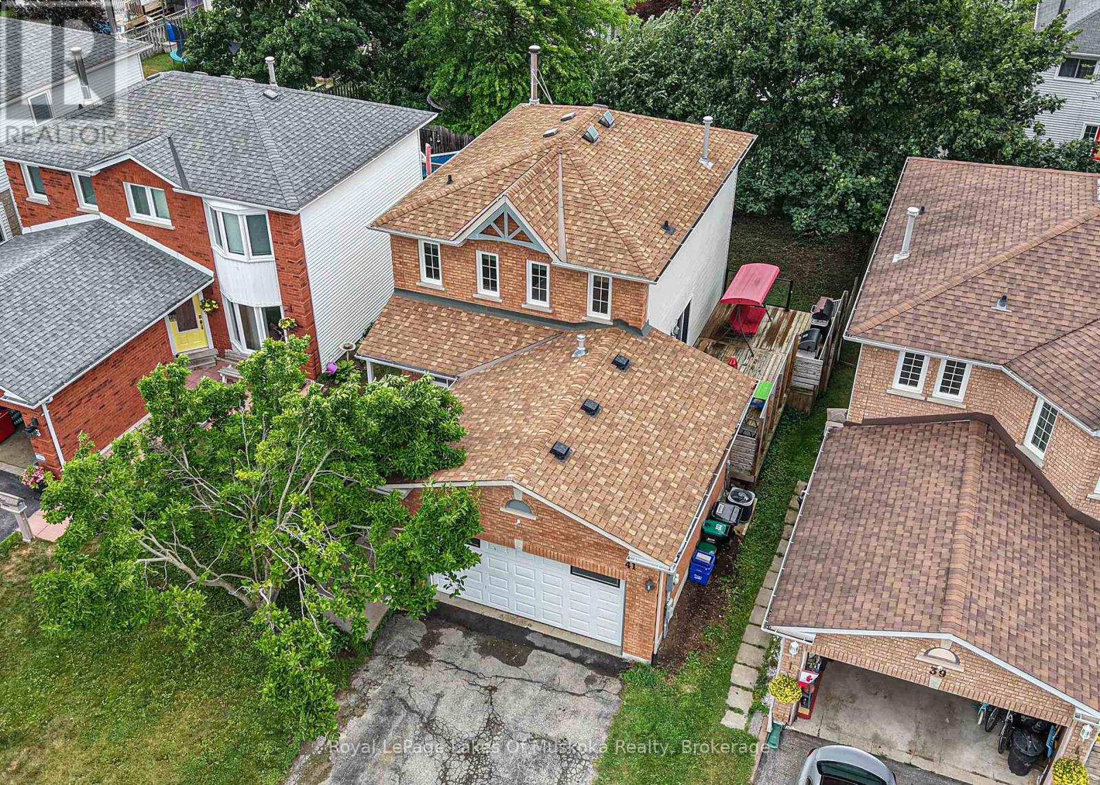 41 Penton Drive, Barrie, Ontario  L4N 7A3 - Photo 2 - S12221976