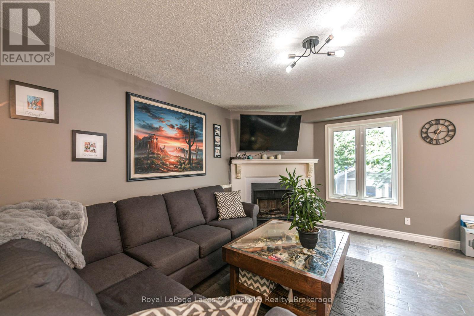 41 Penton Drive, Barrie, Ontario  L4N 7A3 - Photo 26 - S12221976