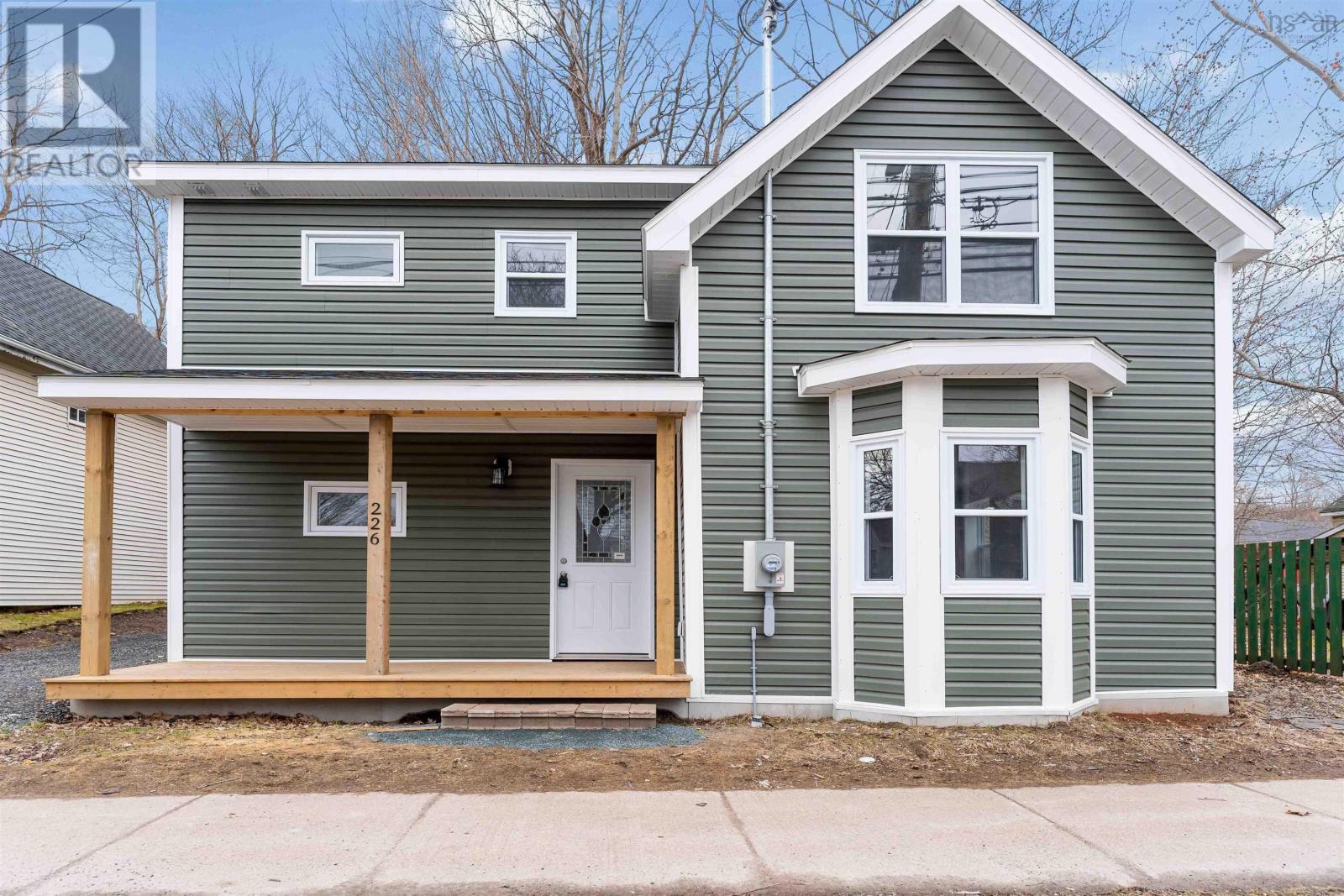 226 Main Street, Kentville, Nova Scotia  B4N 1J9 - Photo 1 - 202508146