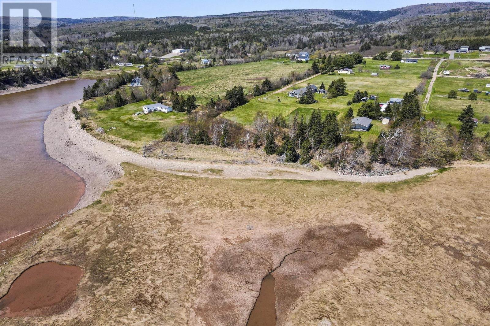 432 Hwy 2, Lower Five Islands, Nova Scotia  B0M 1N0 - Photo 15 - 202511753