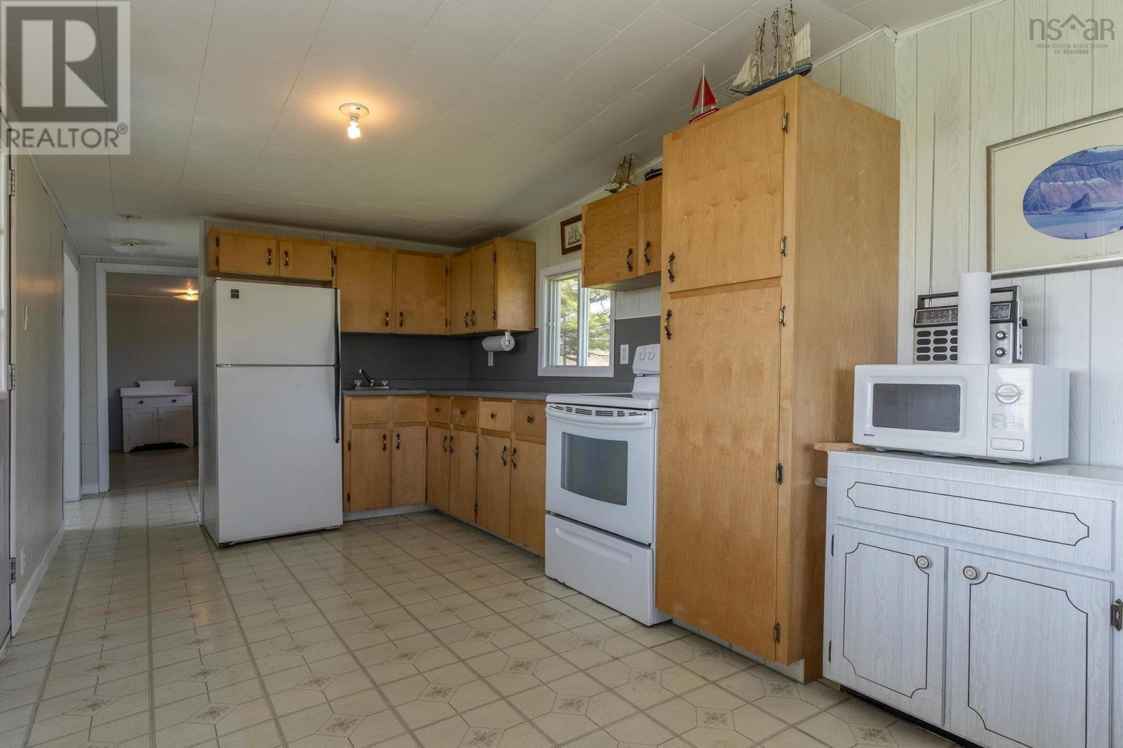 432 Hwy 2, Lower Five Islands, Nova Scotia  B0M 1N0 - Photo 25 - 202511753