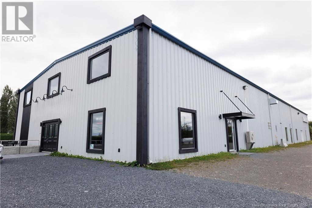651 Main Street, Grand-Sault/grand Falls, New Brunswick  E3Z 2W6 - Photo 3 - NB109850