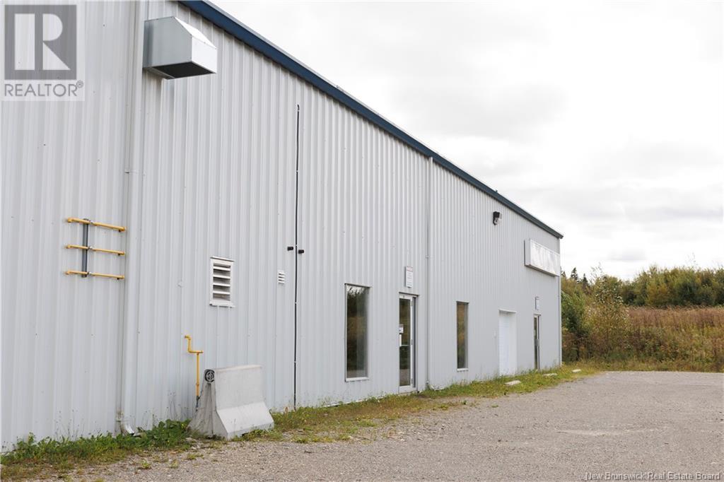 651 Main Street, Grand-Sault/grand Falls, New Brunswick  E3Z 2W6 - Photo 14 - NB109850