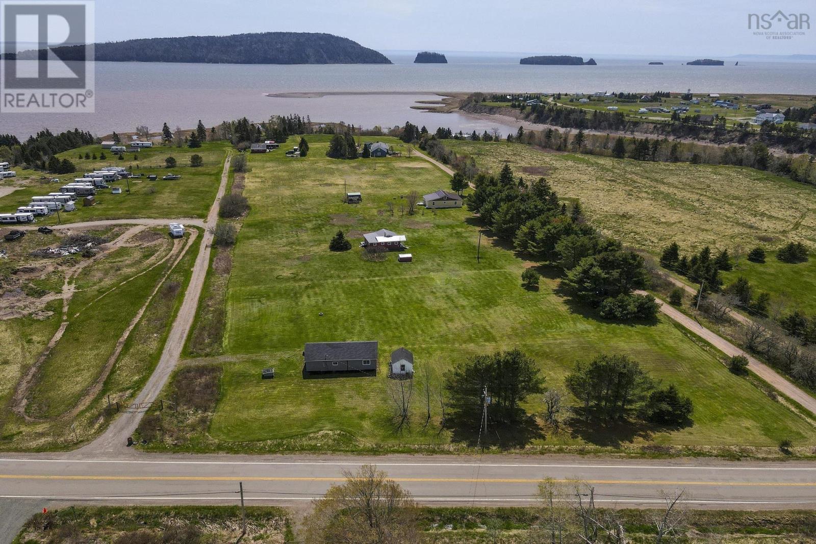 432 Hwy 2, Lower Five Islands, Nova Scotia  B0M 1N0 - Photo 10 - 202511753