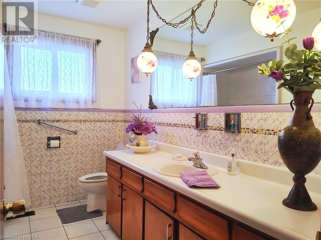 50 Aldridge Street, Hamilton, Ontario  L9C 2T2 - Photo 18 - 40755038