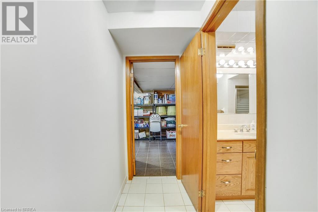 50 Aldridge Street, Hamilton, Ontario  L9C 2T2 - Photo 33 - 40755038