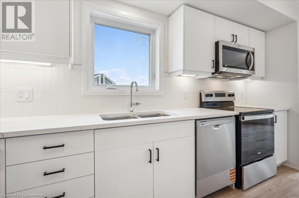 15 Stauffer Woods Trail Unit# C012, Kitchener, Ontario  N2P 2P4 - Photo 10 - 40755448
