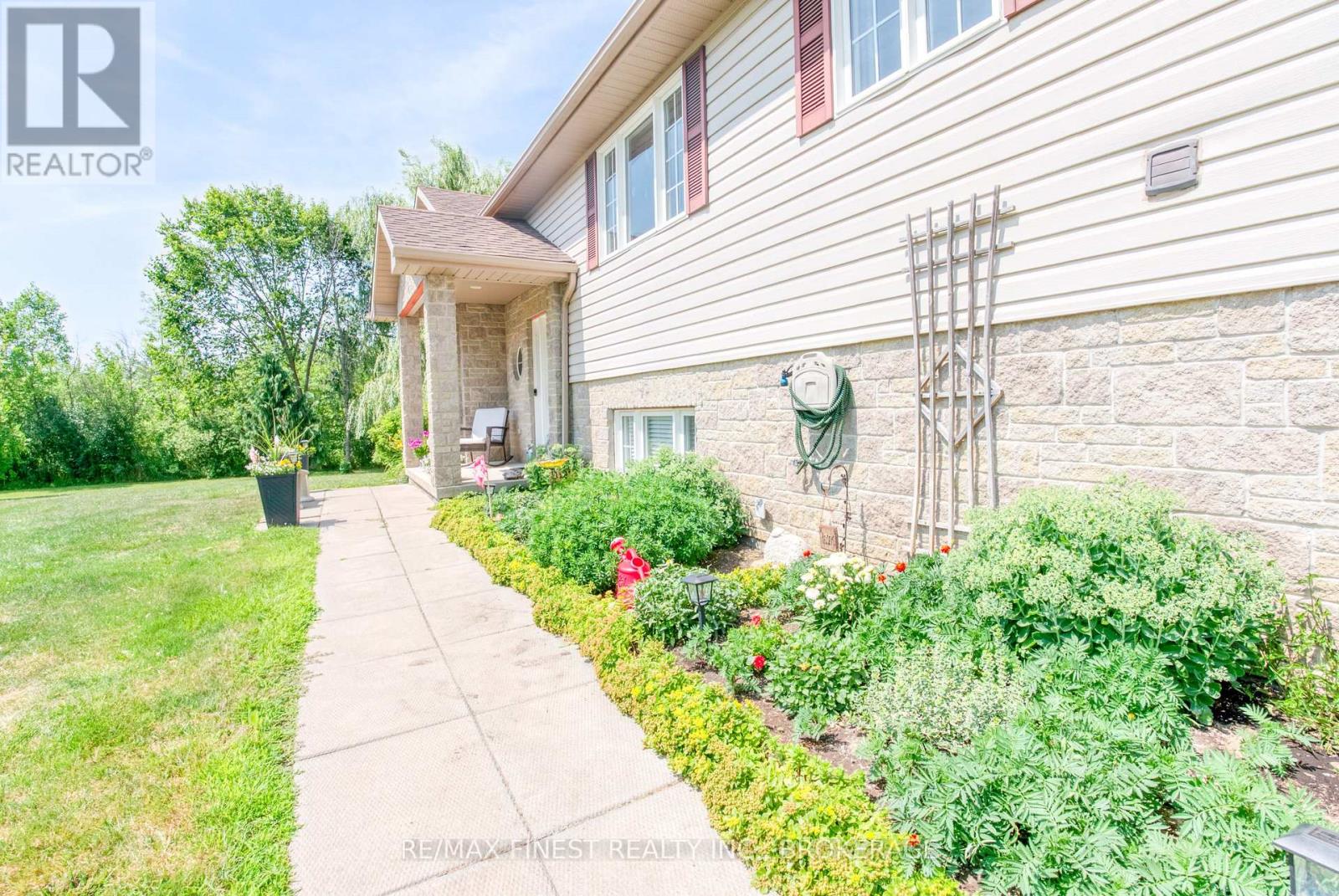 6418 Sixth Concession Road, Elizabethtown-Kitley, Ontario  K0E 1A0 - Photo 2 - X12312365