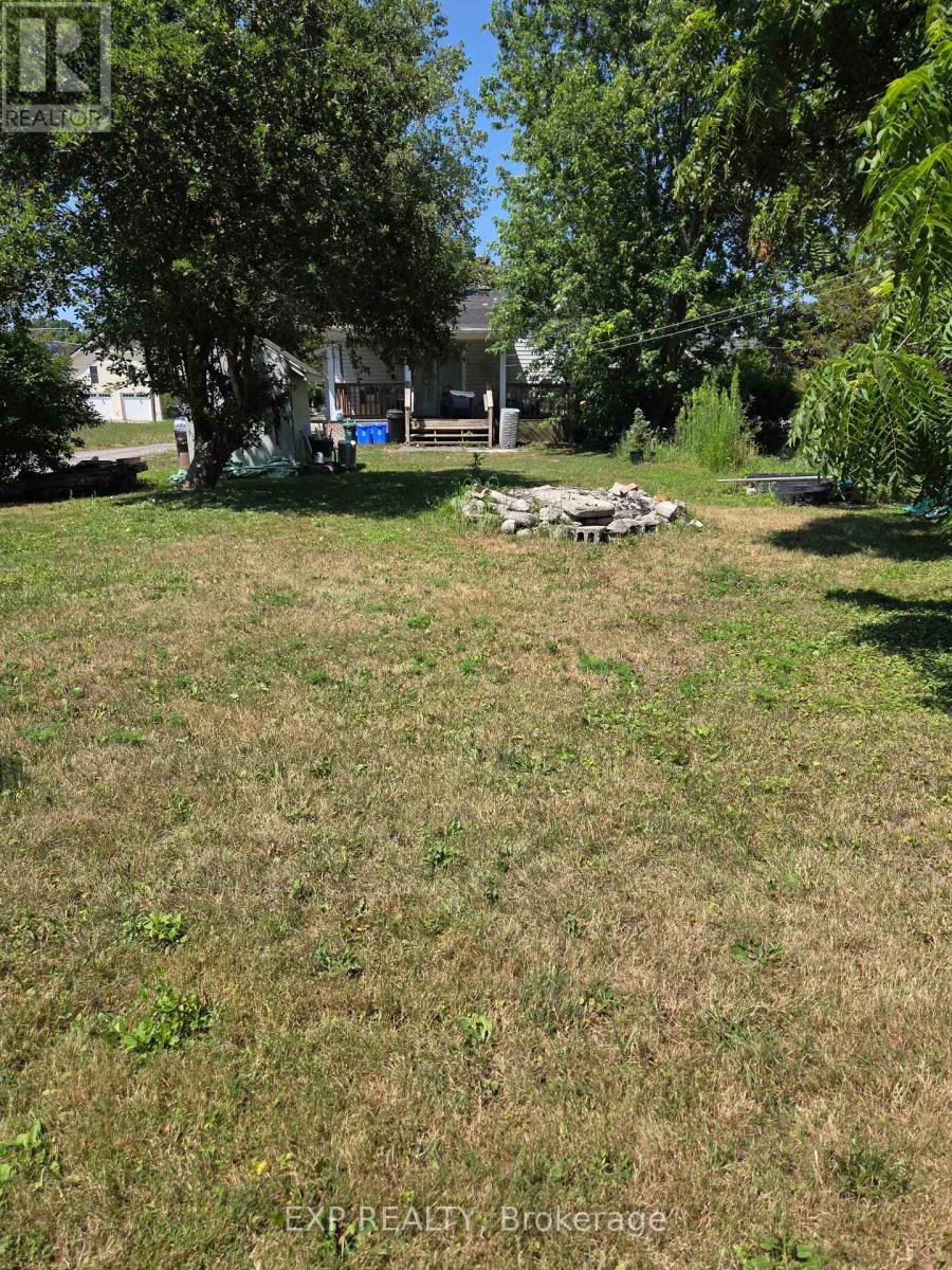 330 Helena Street, Fort Erie, Ontario  L2A 4J8 - Photo 23 - X12312344