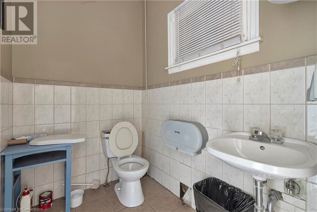 4528 Bridge Street, Niagara Falls, Ontario  L2E 2R7 - Photo 13 - 40730632