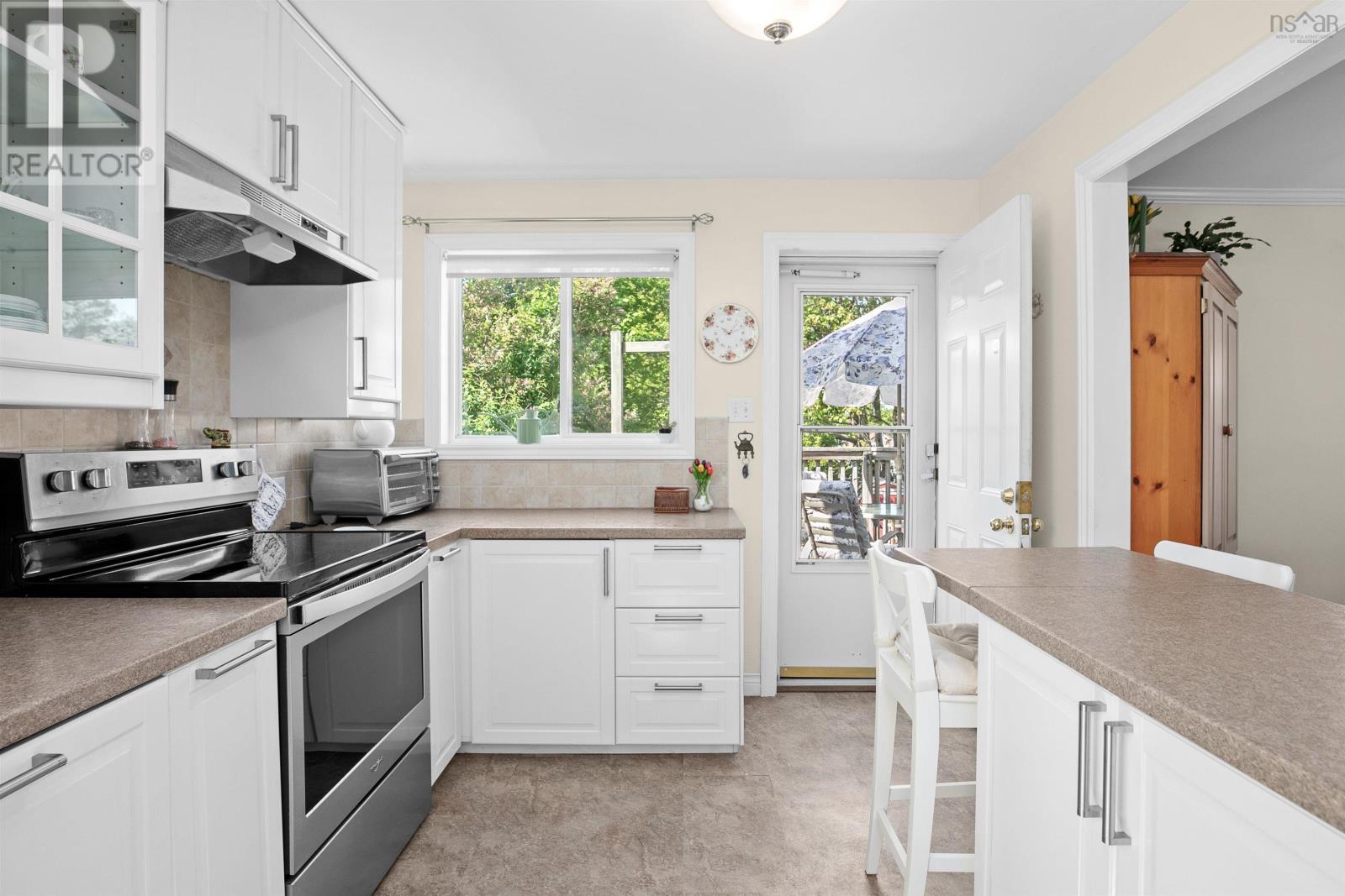 3030 Connolly Street, Halifax, Nova Scotia  B3L 3N9 - Photo 12 - 202514048