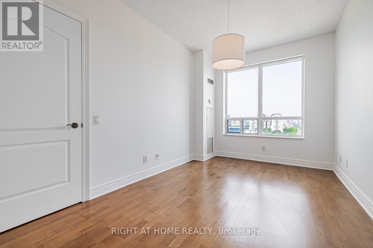 Rg1 - 1 Clairtrell Road, Toronto, Ontario  M2N 7H6 - Photo 15 - C12312362