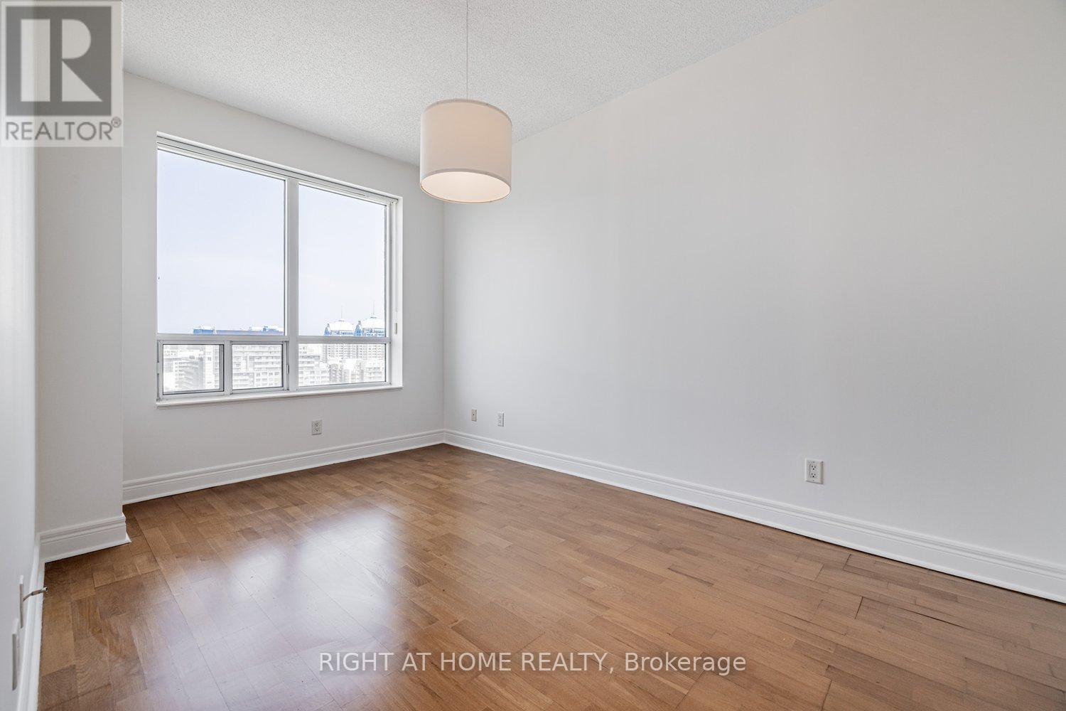 Rg1 - 1 Clairtrell Road, Toronto, Ontario  M2N 7H6 - Photo 16 - C12312362