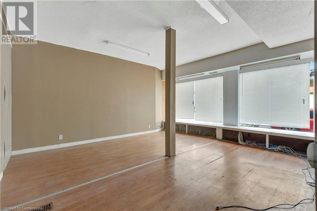4528 Bridge Street, Niagara Falls, Ontario  L2E 2R7 - Photo 11 - 40730644