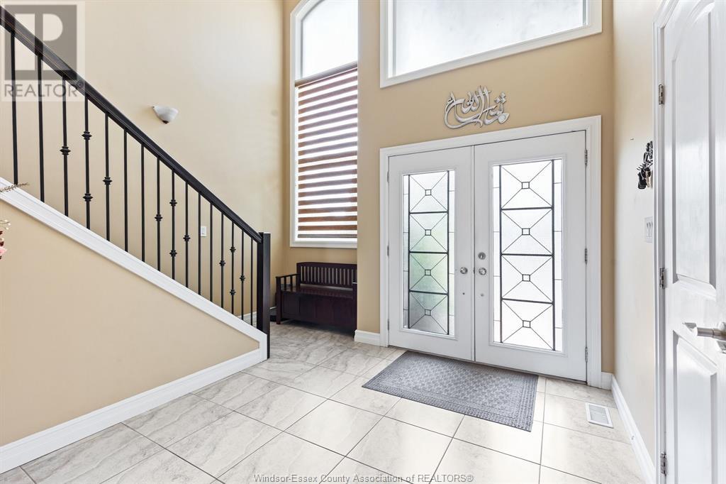 Property at 3942 ZANZIBAR CRESCENT image 5