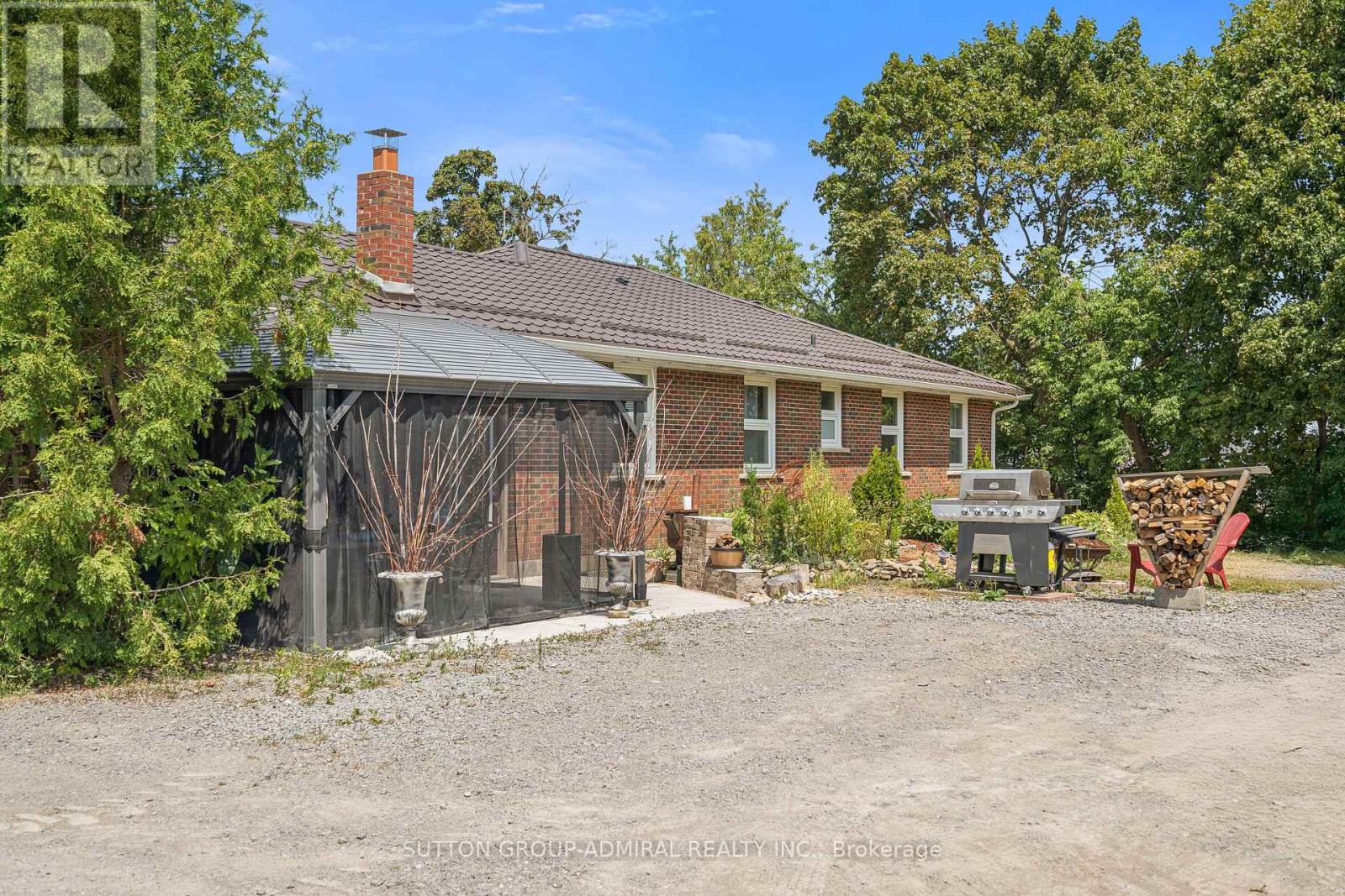 499 York Street, Brock, Ontario  L0K 1A0 - Photo 2 - N12312317