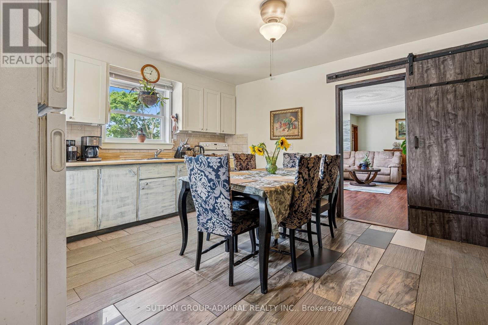 499 York Street, Brock, Ontario  L0K 1A0 - Photo 8 - N12312317