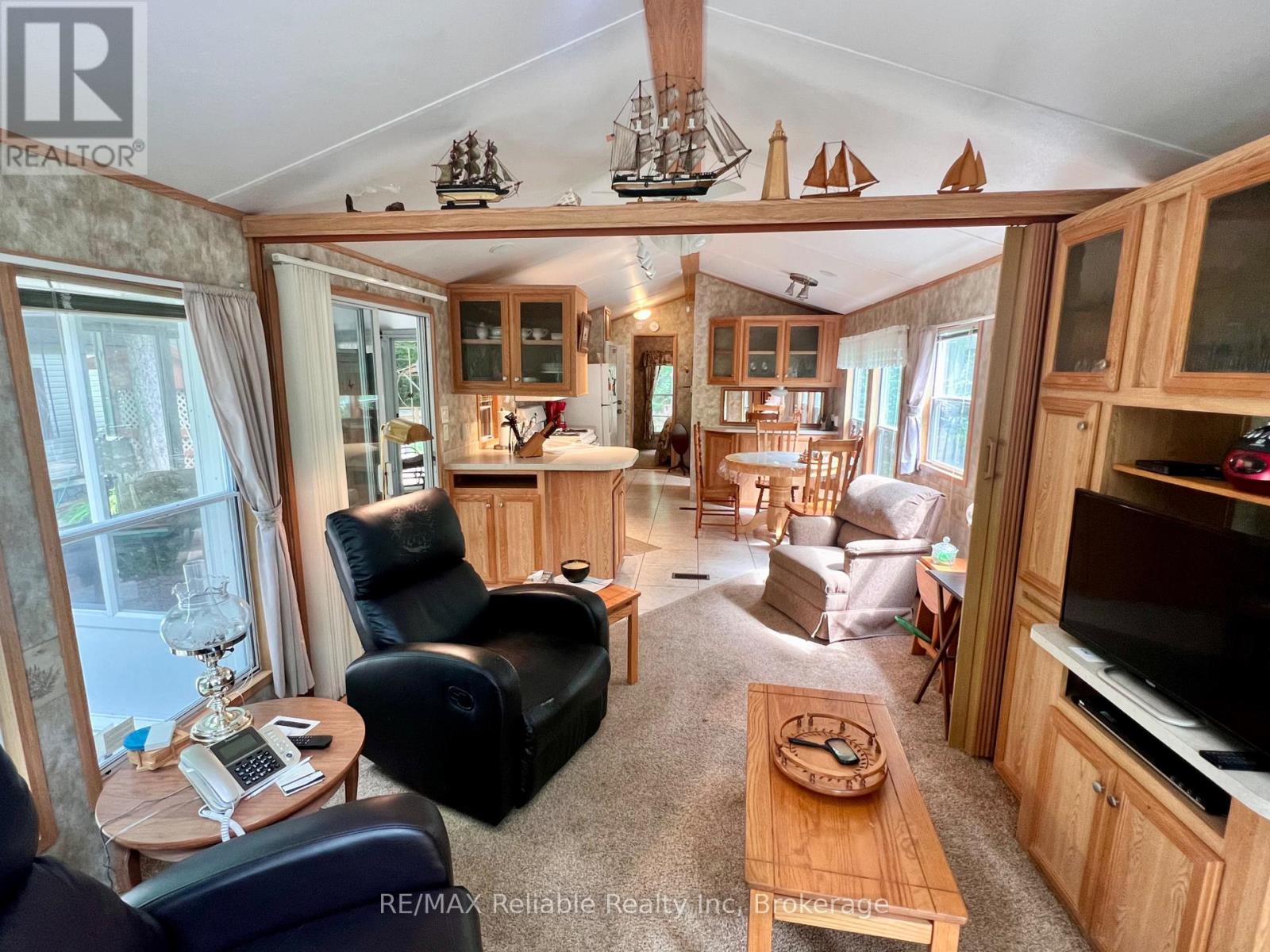 112 - 33999 Pridham Road, Bluewater, Ontario  N0M 1G0 - Photo 13 - X12312368