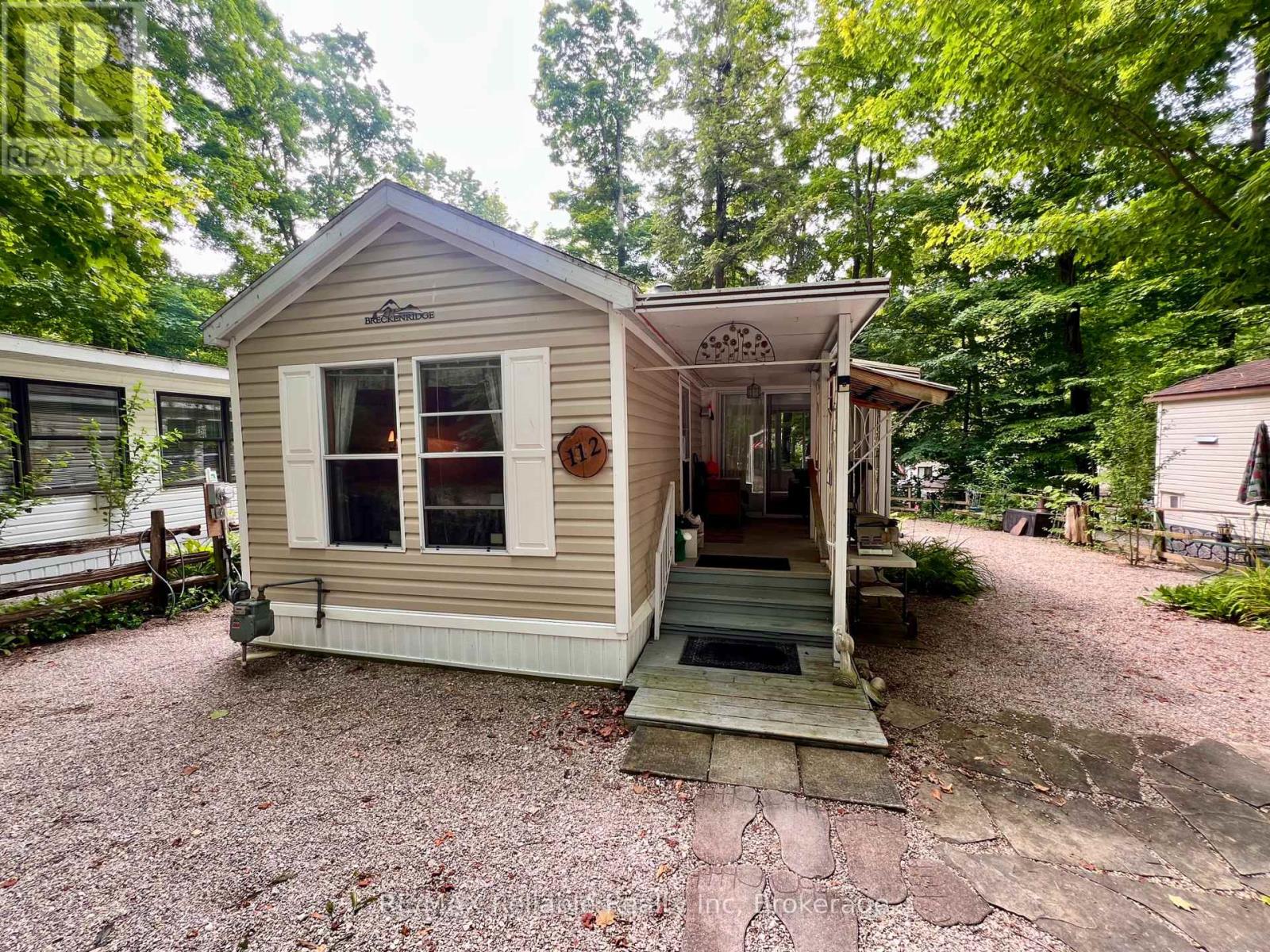 112 - 33999 Pridham Road, Bluewater, Ontario  N0M 1G0 - Photo 3 - X12312368