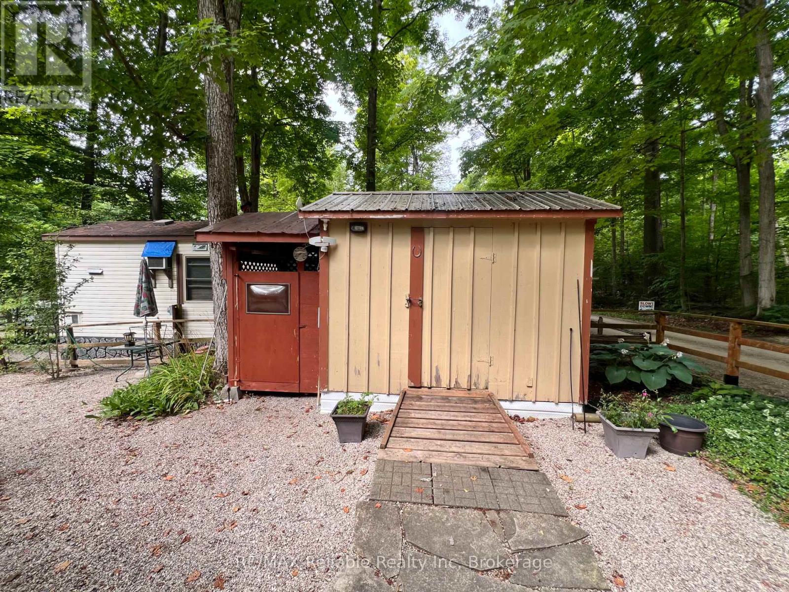 112 - 33999 Pridham Road, Bluewater, Ontario  N0M 1G0 - Photo 39 - X12312368