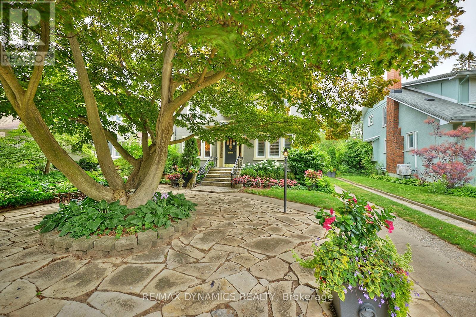 Property at 10 THAIRS AVENUE image 2
