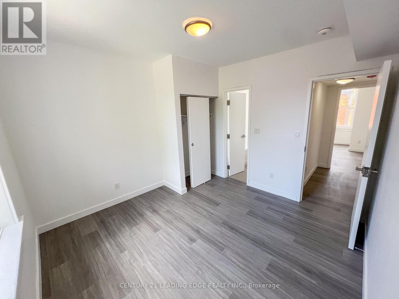 1 - 1a Leonard Avenue, Toronto, Ontario  M5T 2P8 - Photo 18 - C12298237