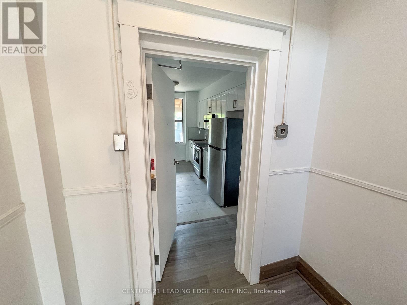 1 - 1a Leonard Avenue, Toronto, Ontario  M5T 2P8 - Photo 16 - C12298237