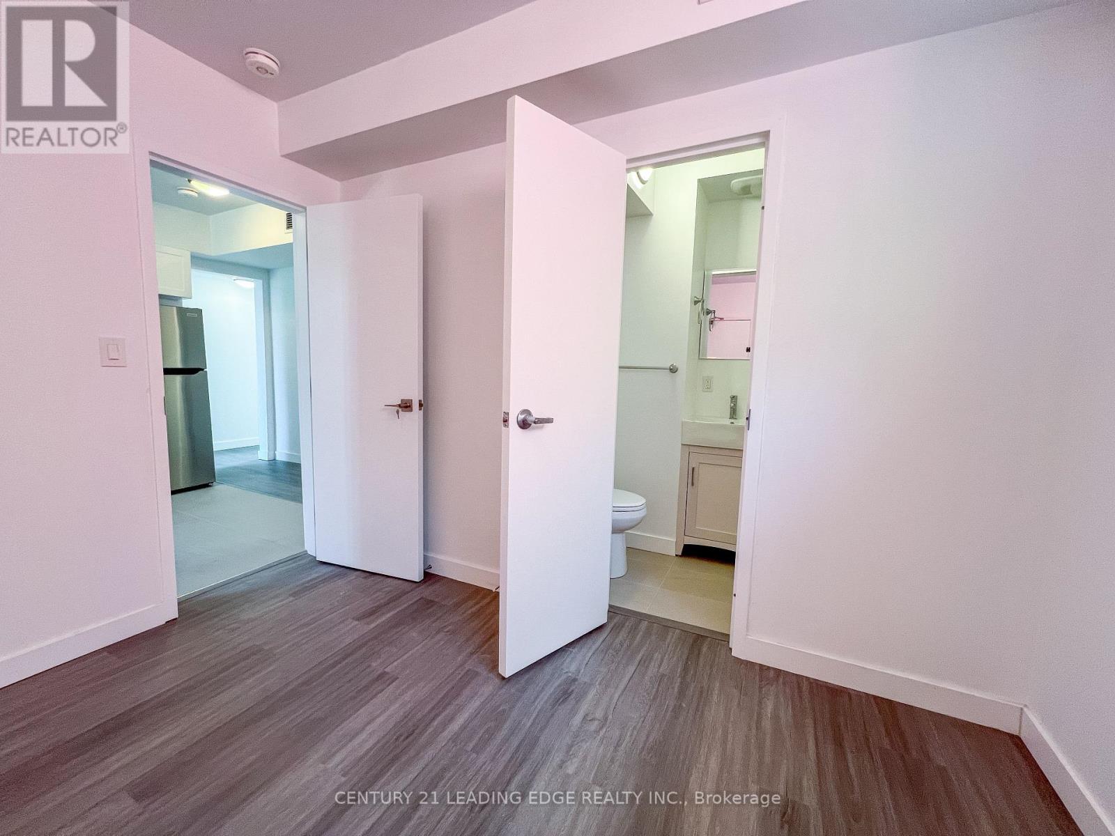 1 - 1a Leonard Avenue, Toronto, Ontario  M5T 2P8 - Photo 25 - C12298237