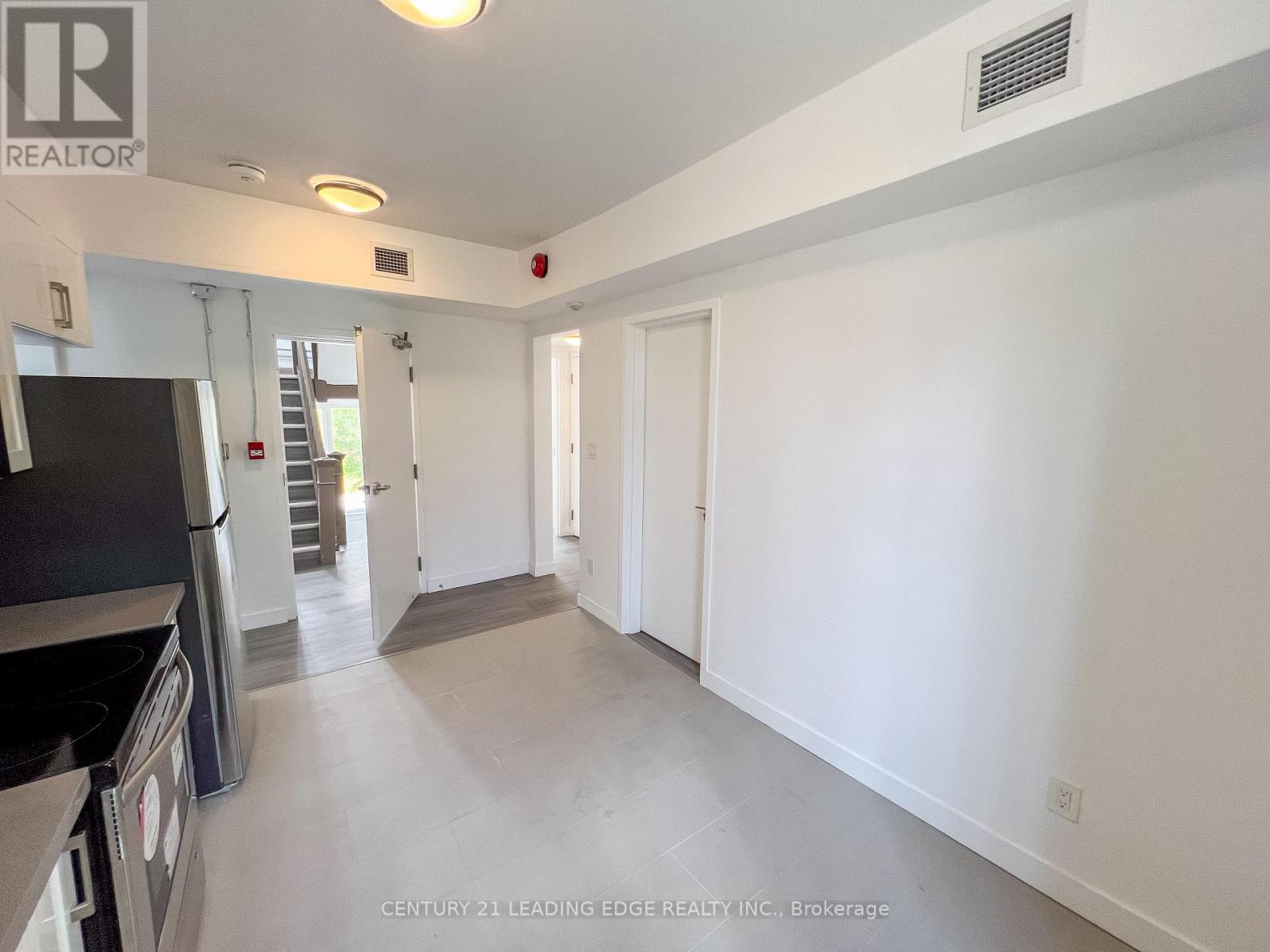 1 - 1a Leonard Avenue, Toronto, Ontario  M5T 2P8 - Photo 31 - C12298237