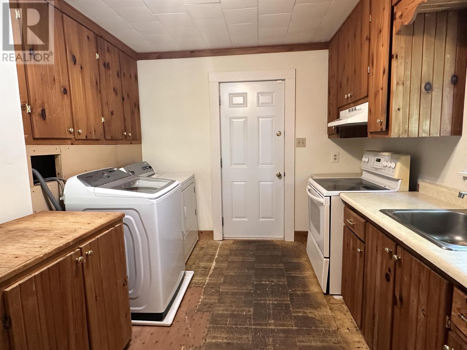 3585 Highway 3, Brooklyn, Nova Scotia  B0J 1H0 - Photo 10 - 202516529