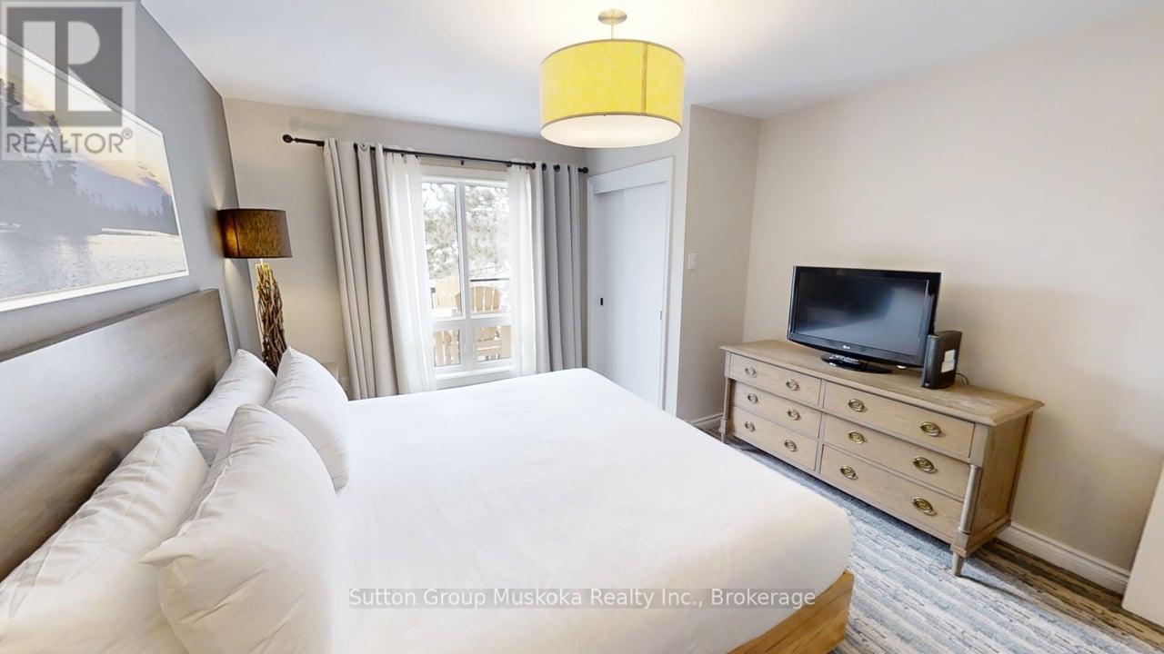 52-305 - 1235 Deerhurst Drive, Huntsville, Ontario  P1H 2E8 - Photo 10 - X12312459